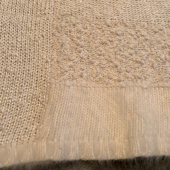 Vintage textured white sleeveless sweater - Picture 6 of 6